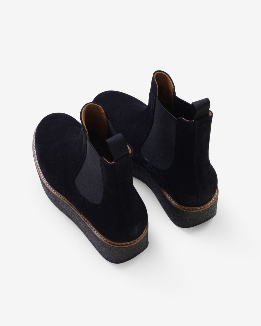 pooky chelsea boot