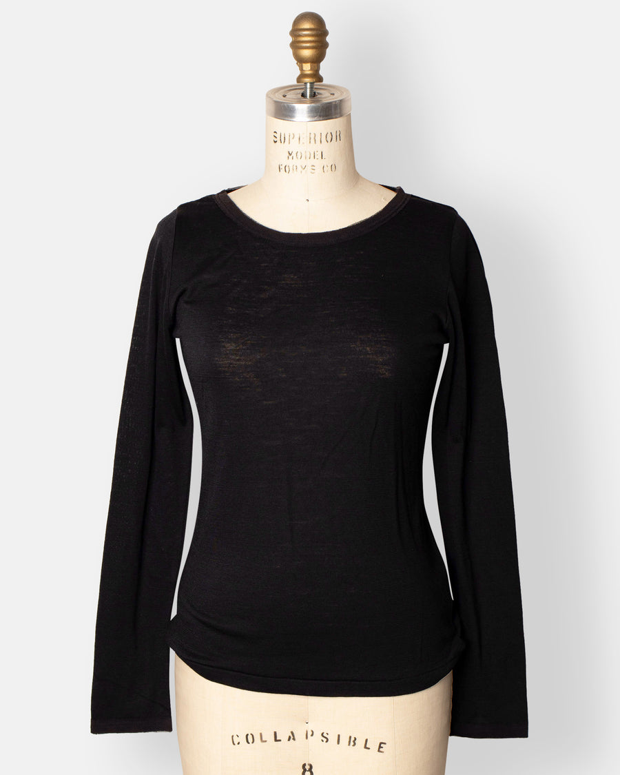 long sleeve t-shirt with mesh