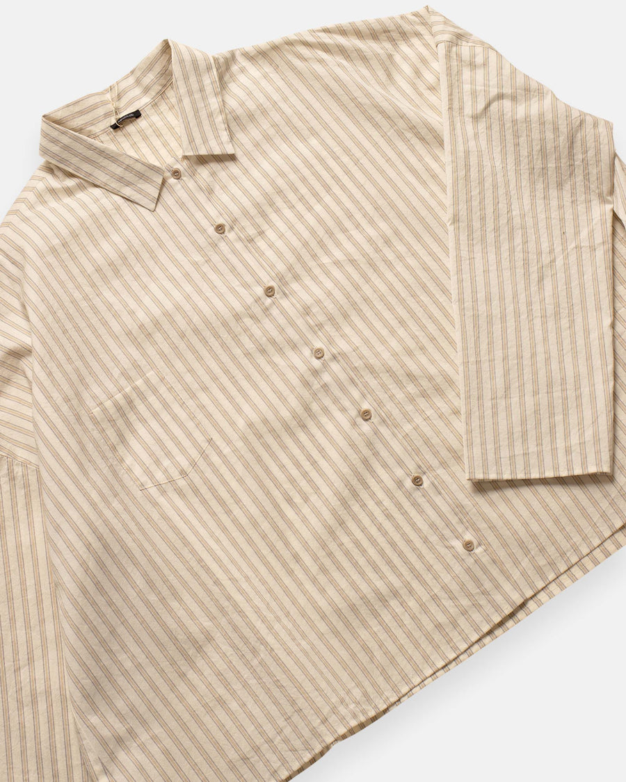 collared shirt