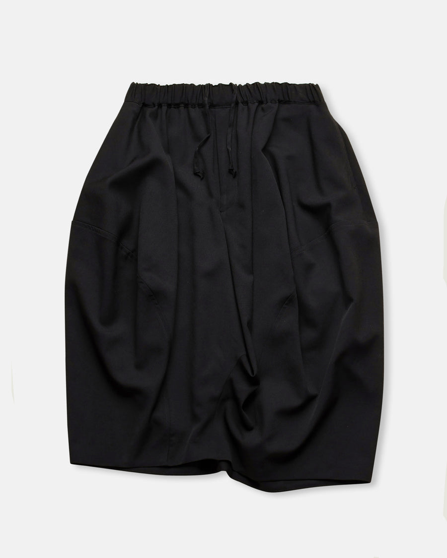 draped short pants