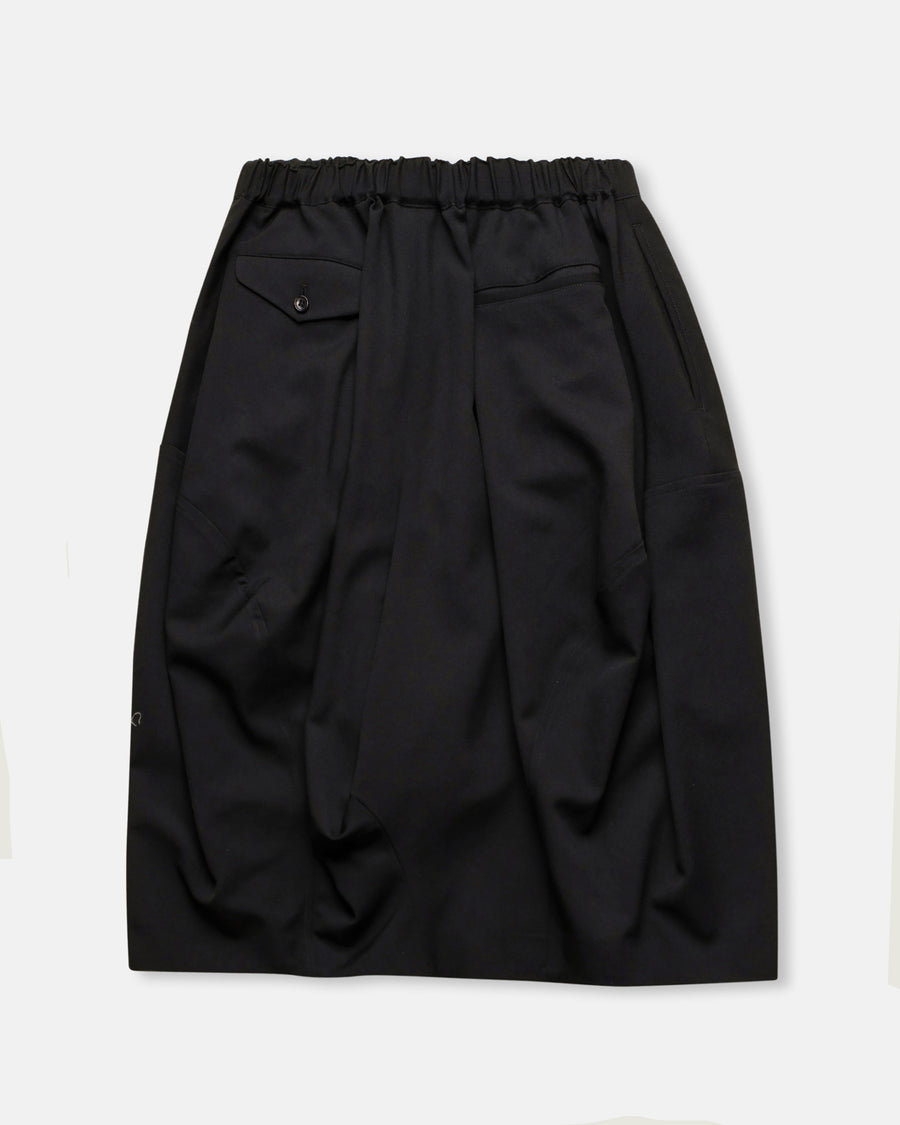 draped short pants