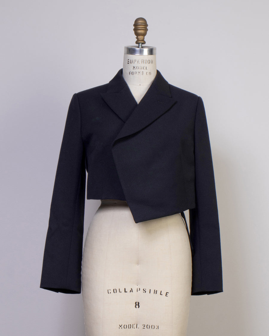 angled cropped blazer