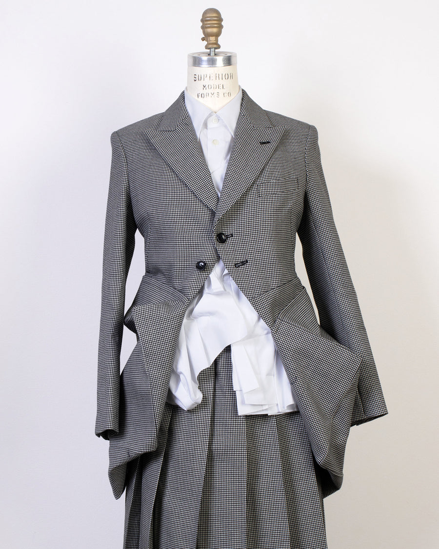 geometric folded blazer