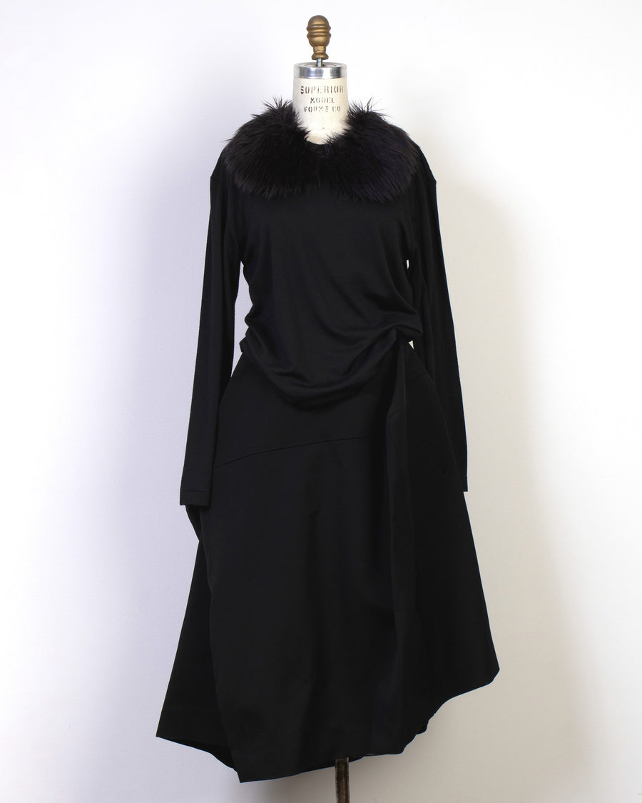 seamed skirt