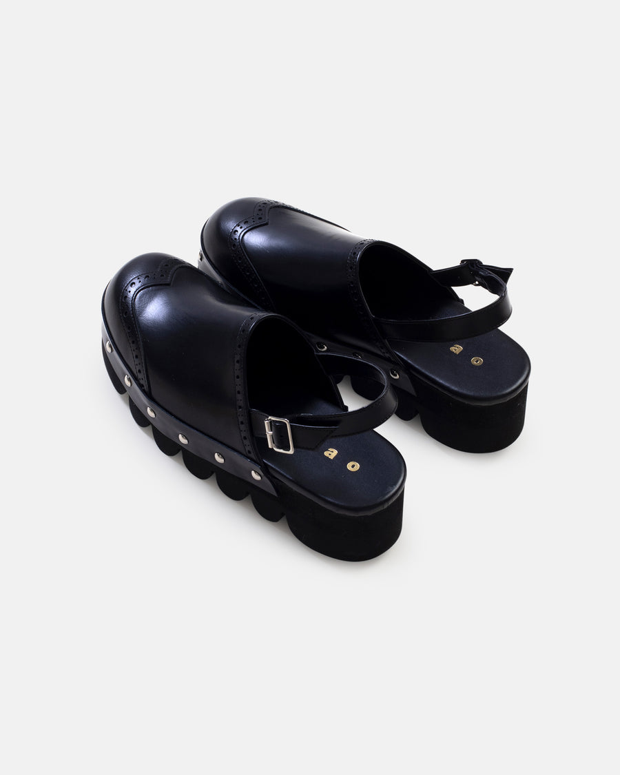 clogs