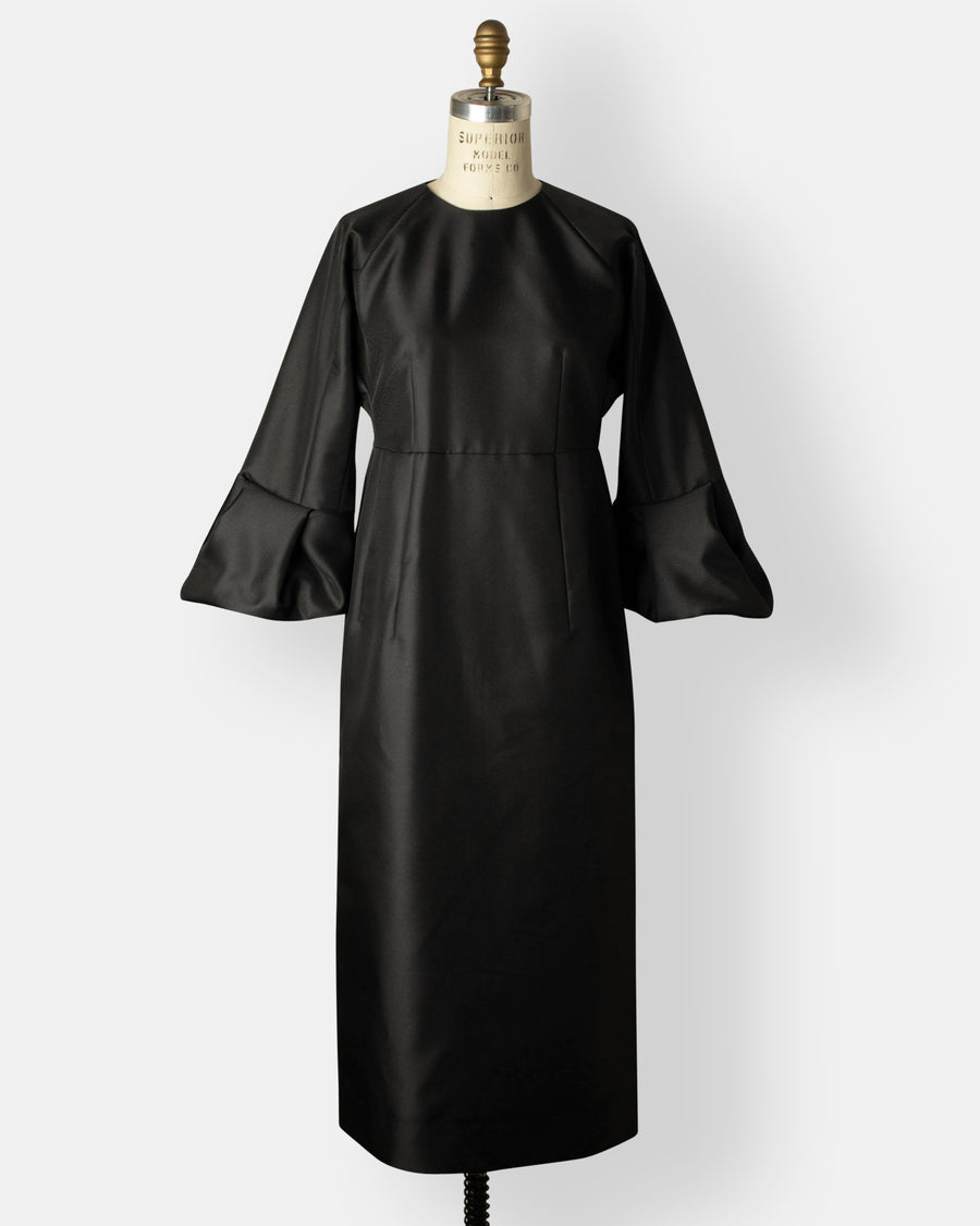 trumpet sleeve dress