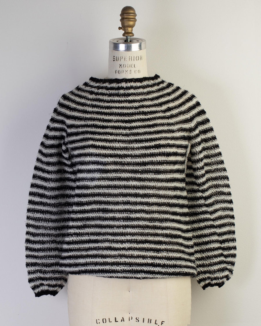 girocollo hand knit sweater