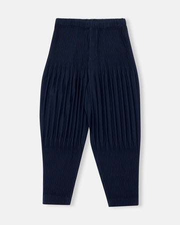 basics pleated tapered pants