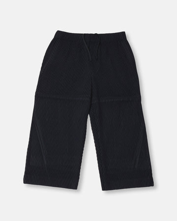pleated pants with crease