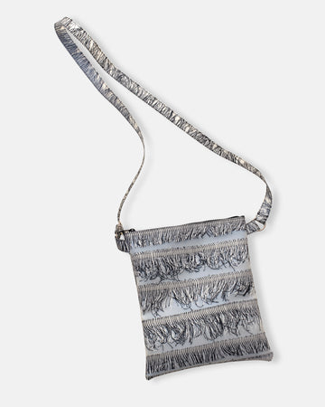 linen fringe medium bag with zip