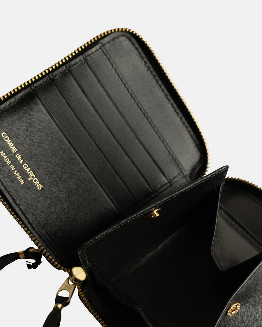 outside pocket zip around wallet