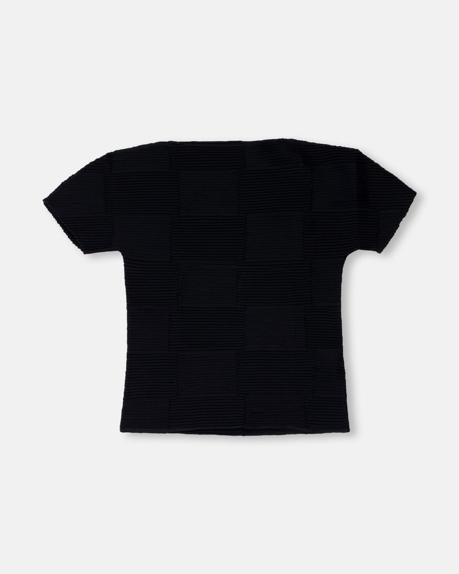checkered pleats top