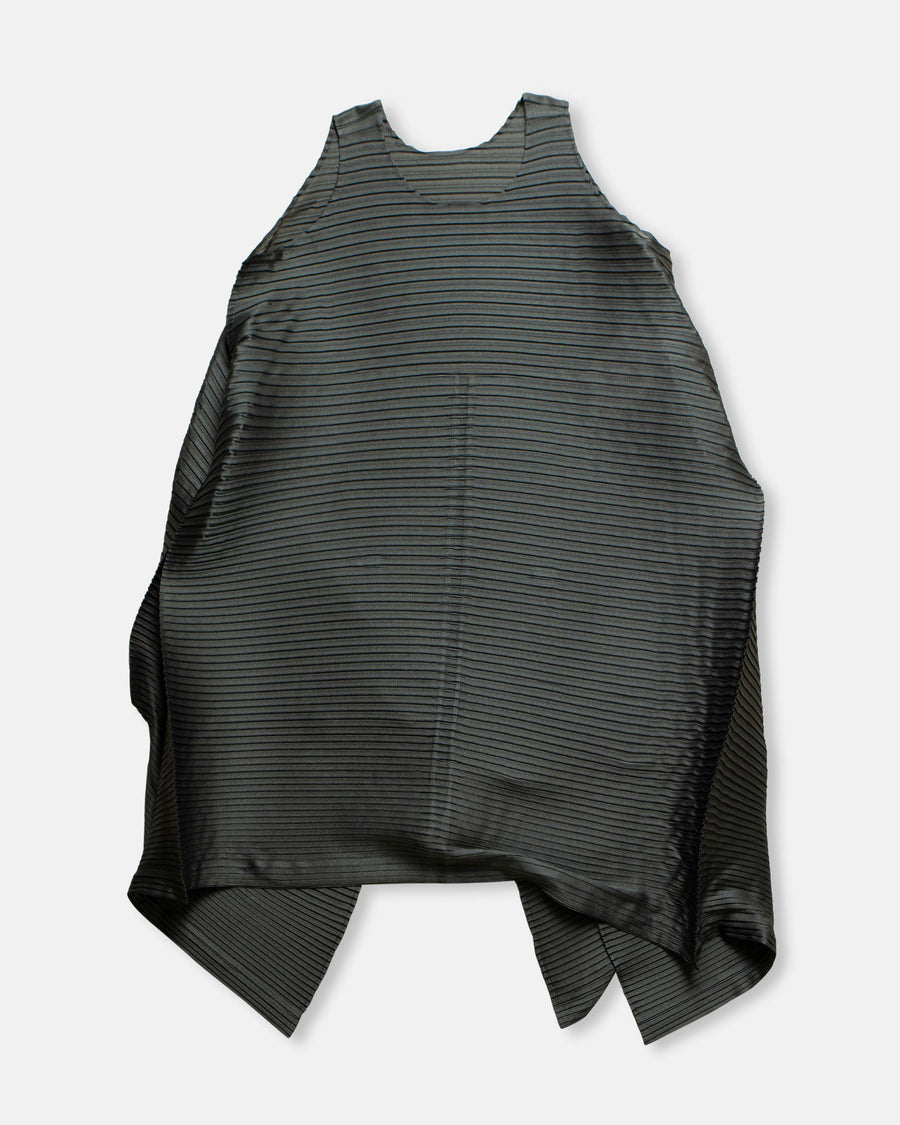 paneled pleats dress