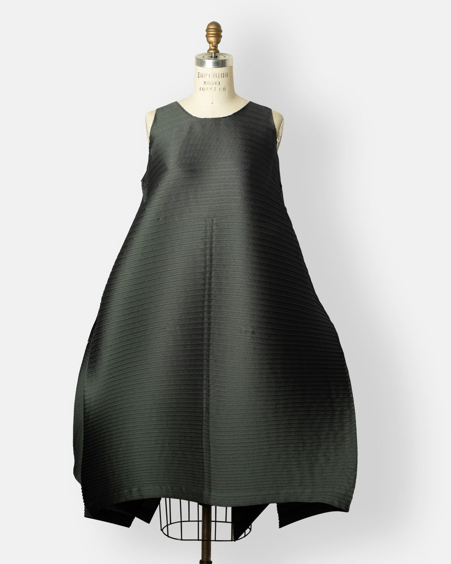 paneled pleats dress