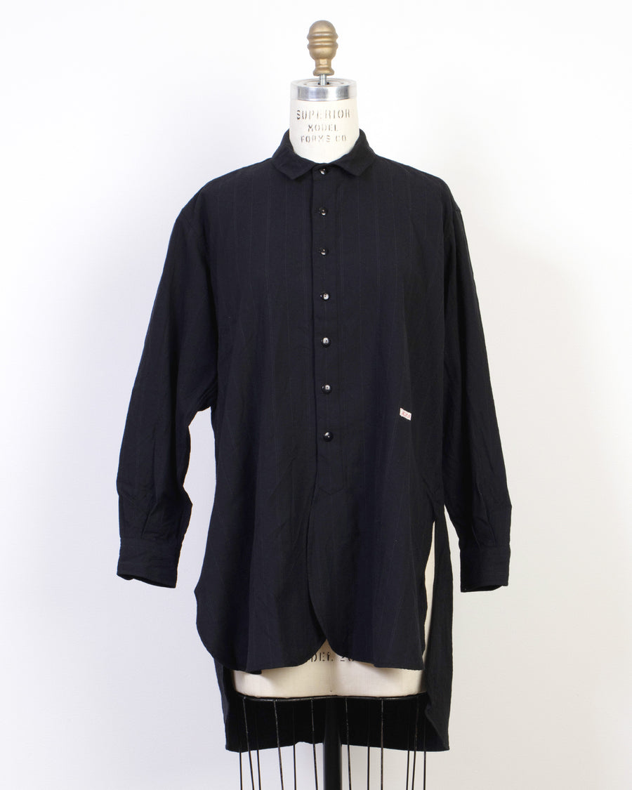 short collar oversized shirt