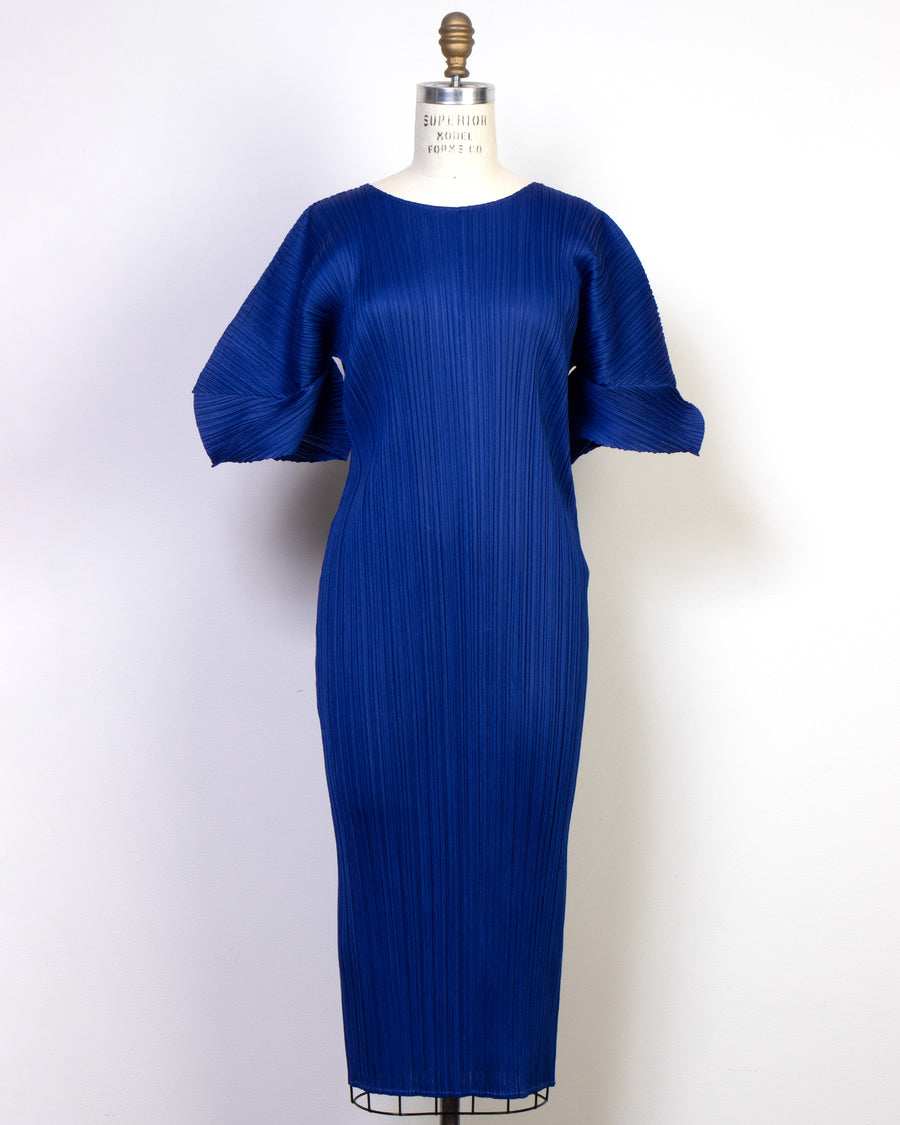 monthly colors bell sleeve dress
