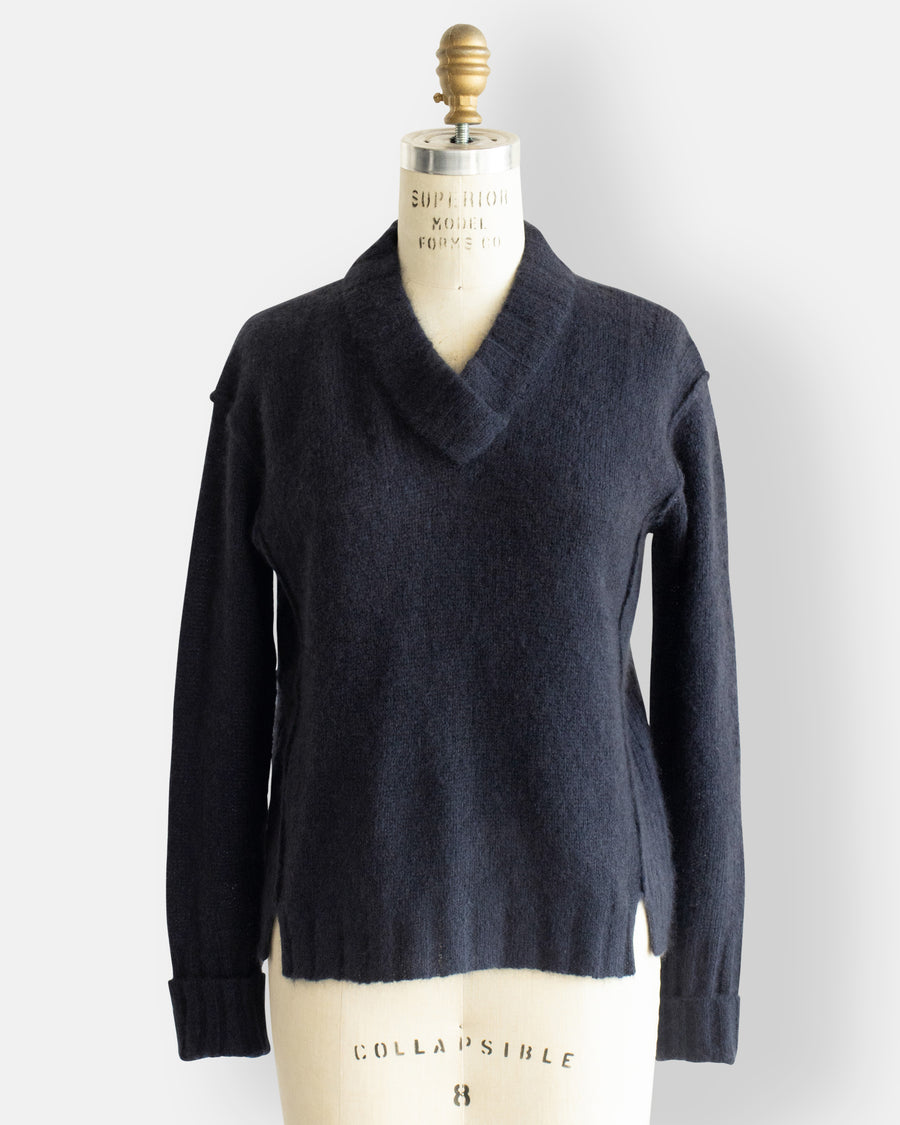 dreamy v neck pullover