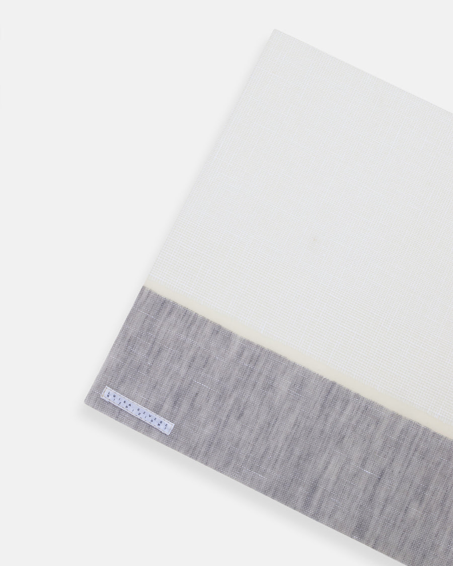 linen placemat