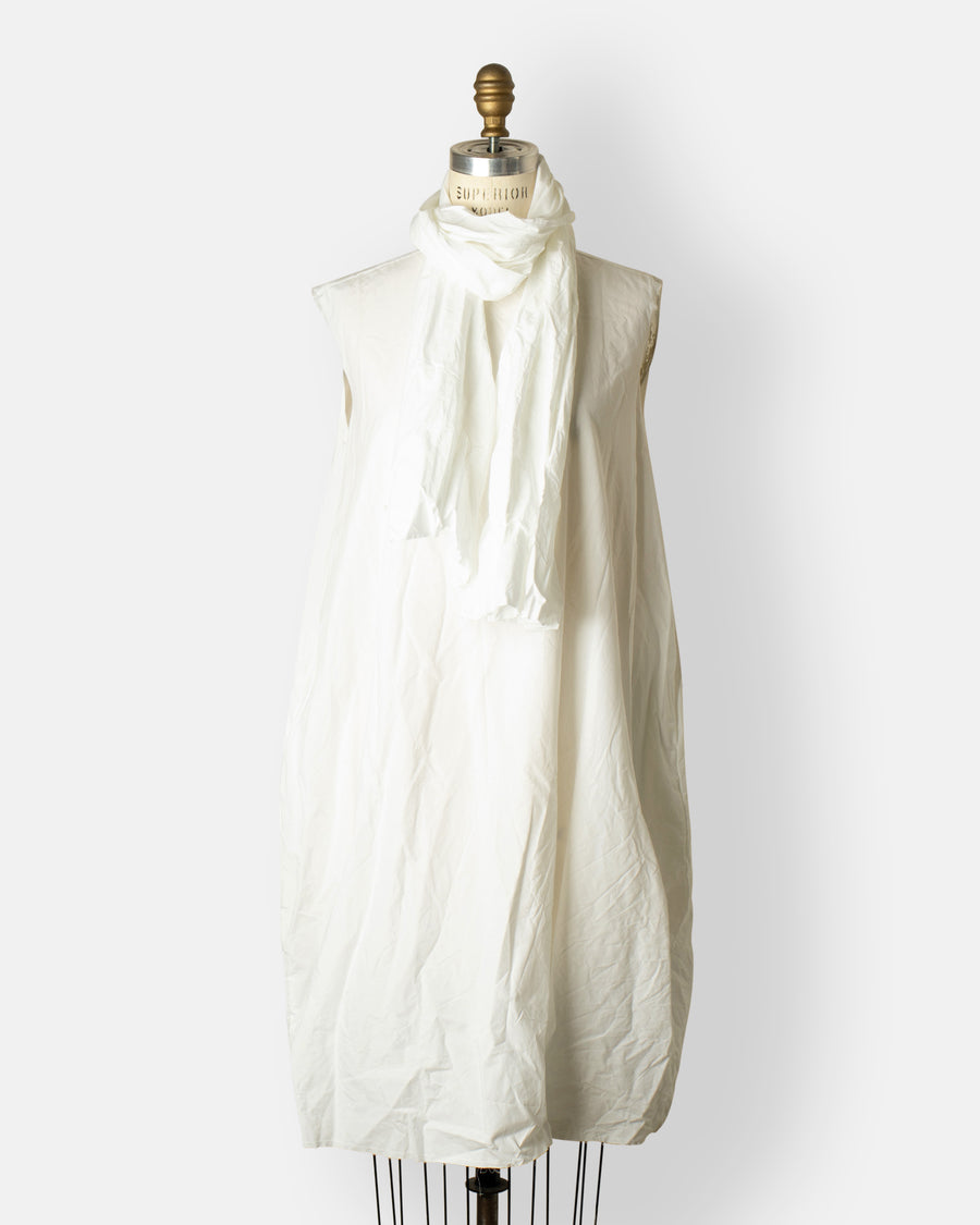 short v-back sleeveless dress
