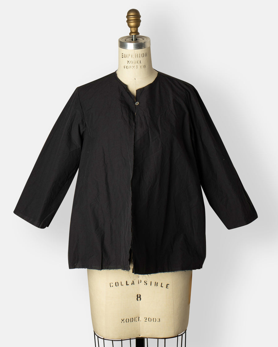 open front 3/4 sleeve top