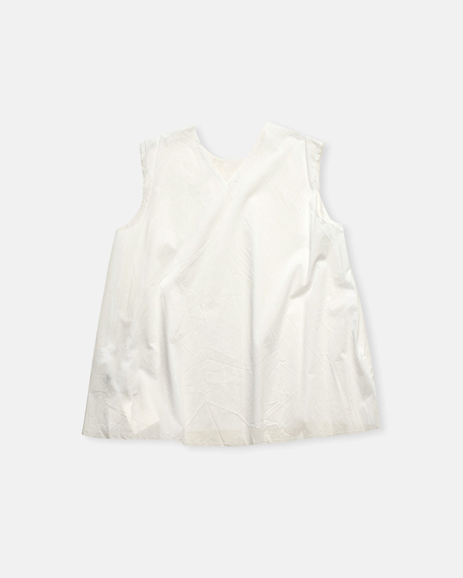 v-back sleeveless top