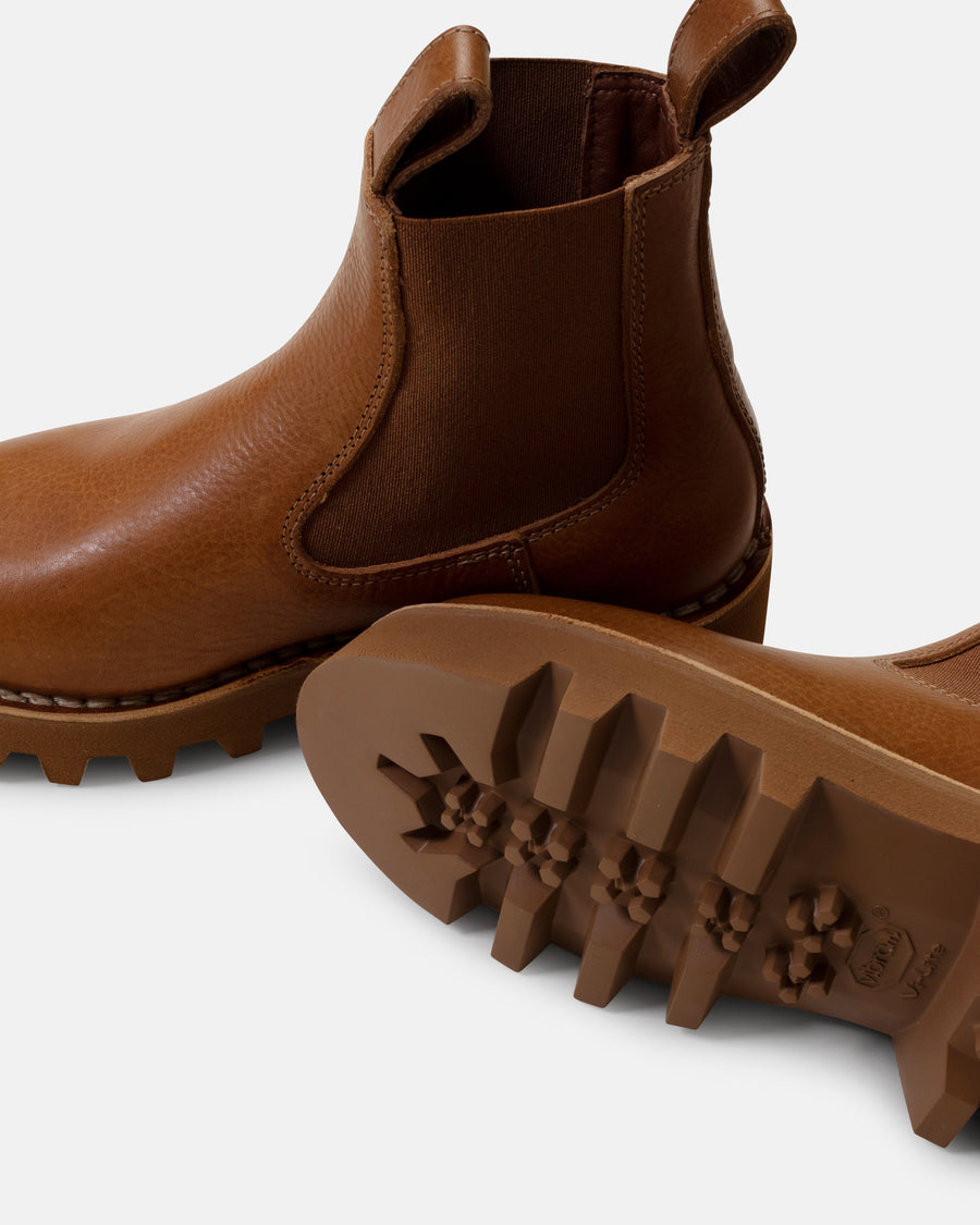 foal boots