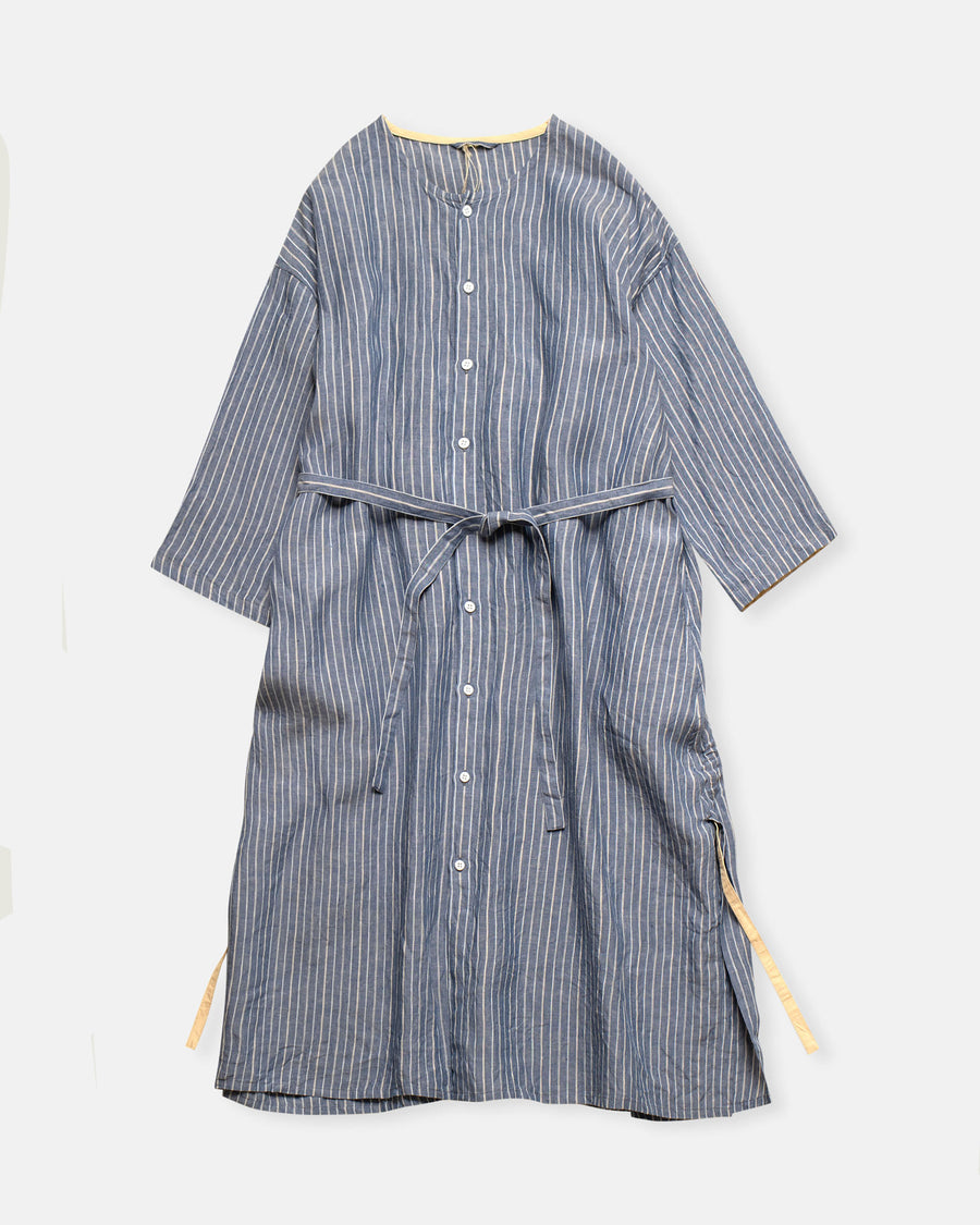 dress with side gathers
