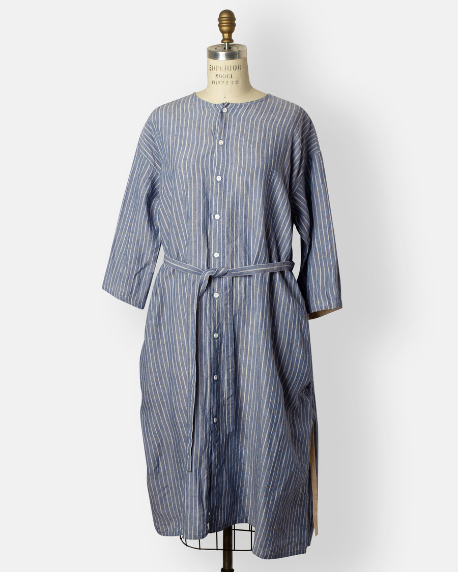 dress with side gathers