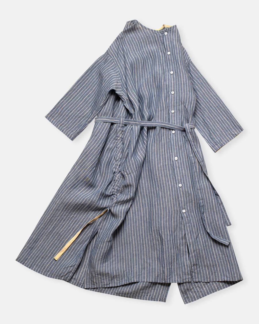 dress with side gathers