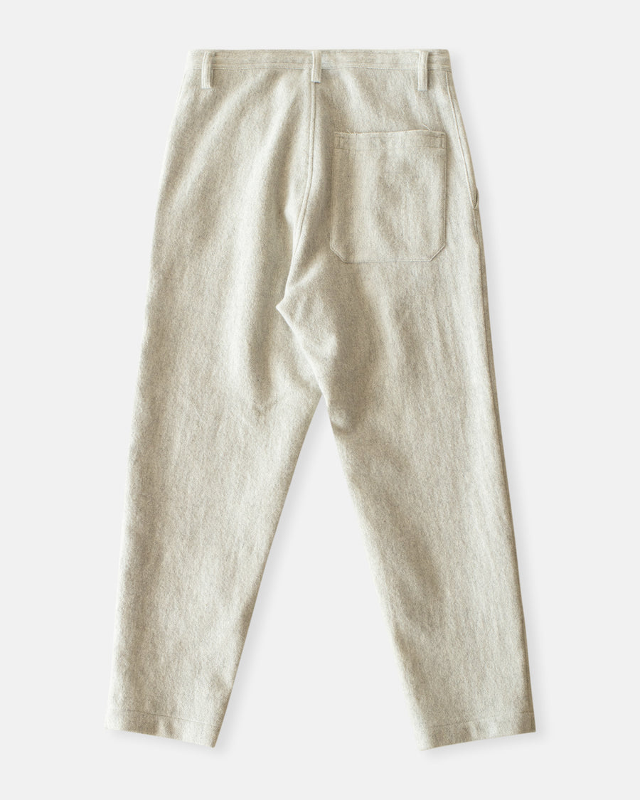 tapered pants