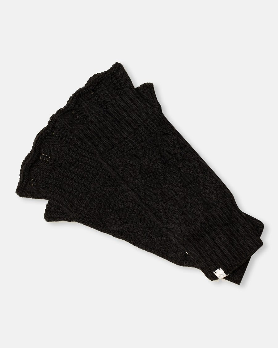 knitted gloves