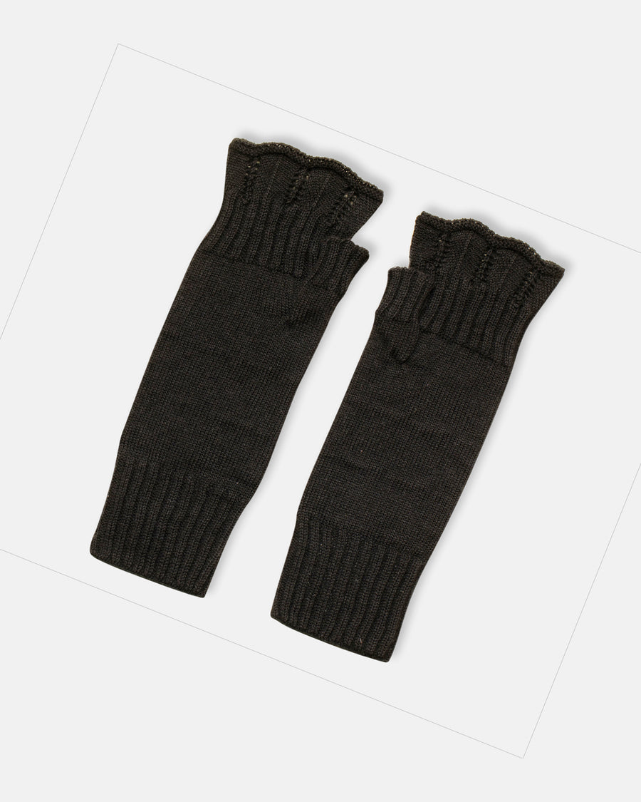 knitted gloves