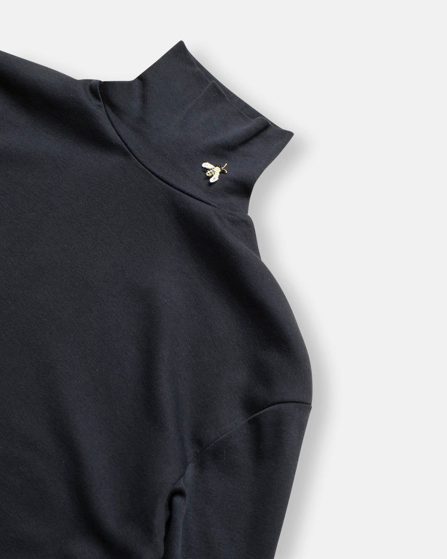high neck t-shirt with bee