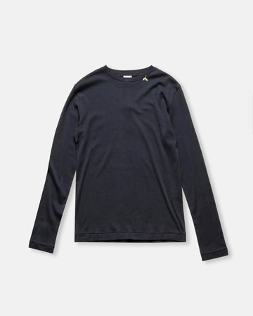 t-shirt with bee