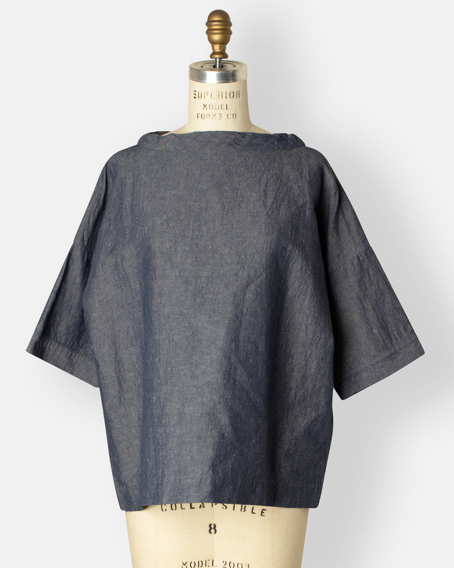 stand collar box shirt