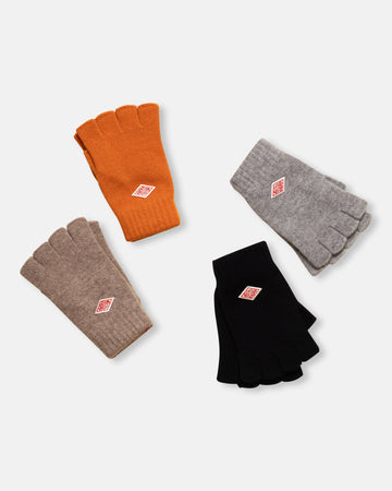 fingerless gloves