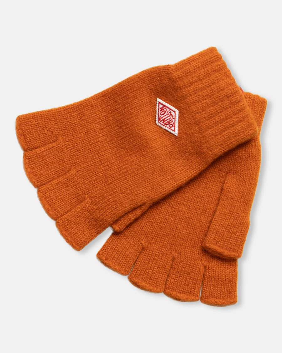 fingerless gloves