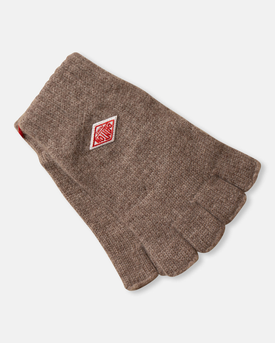 fingerless gloves