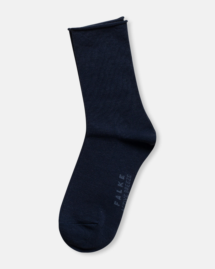 active breeze crew socks
