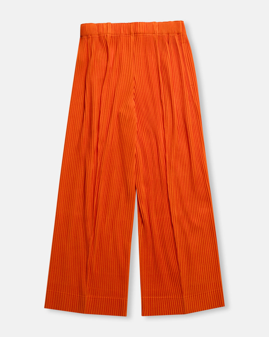 pleated pants