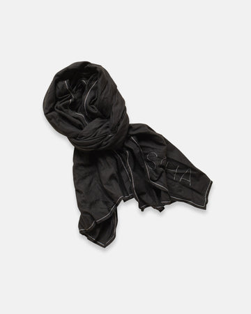 giulietta scha headscarf