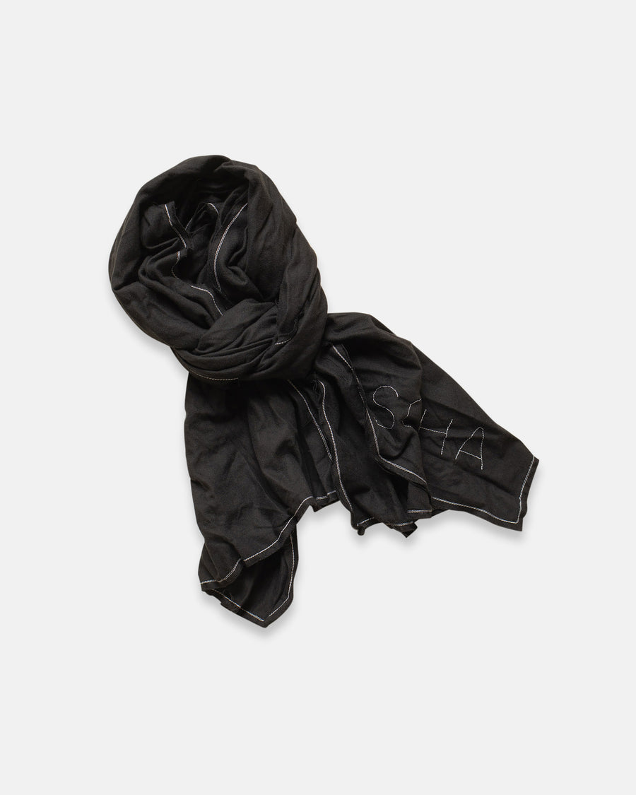 giulietta scha headscarf