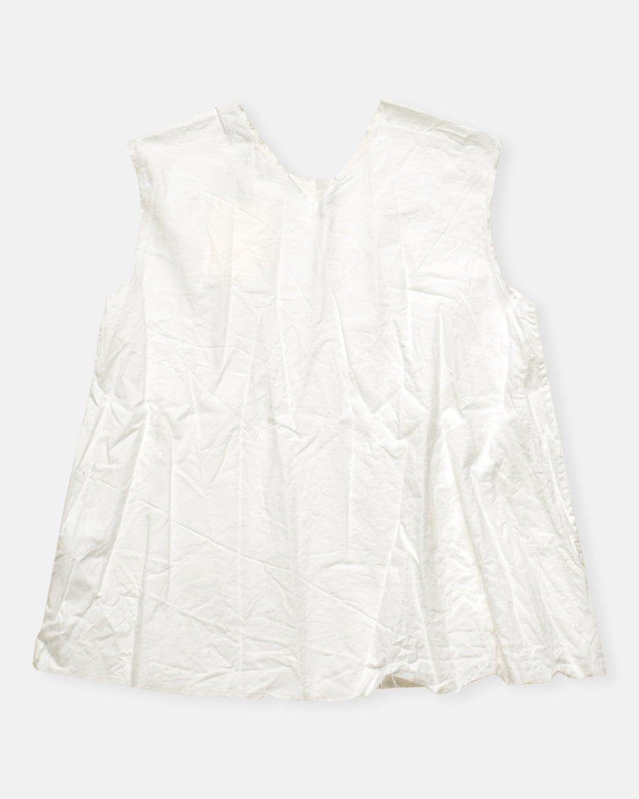 v-back sleeveless top