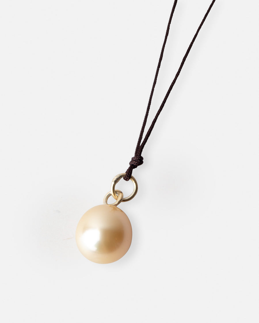 Cream south pacific pearl pendant
