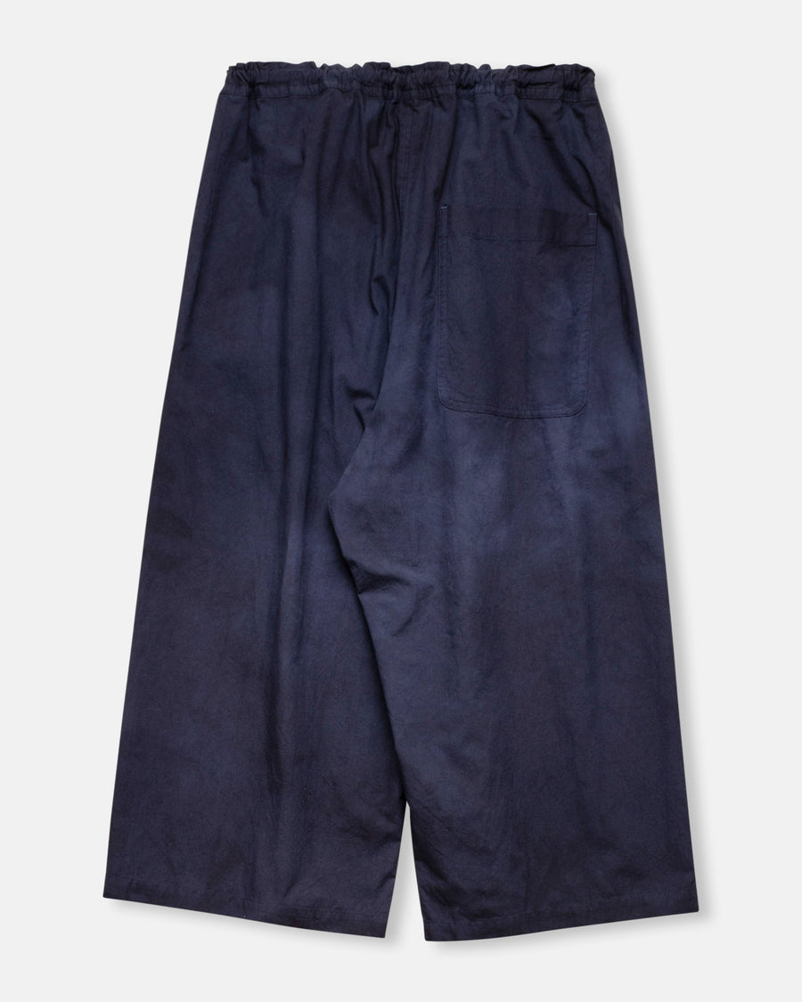 front tuck wide pants