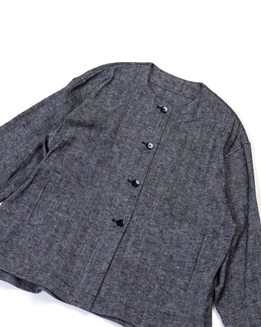 bulky sleeve collarless jacket