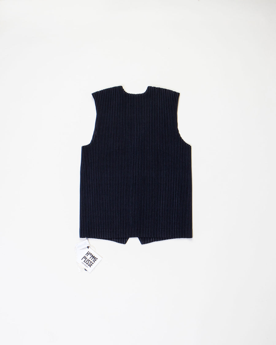 basics vest