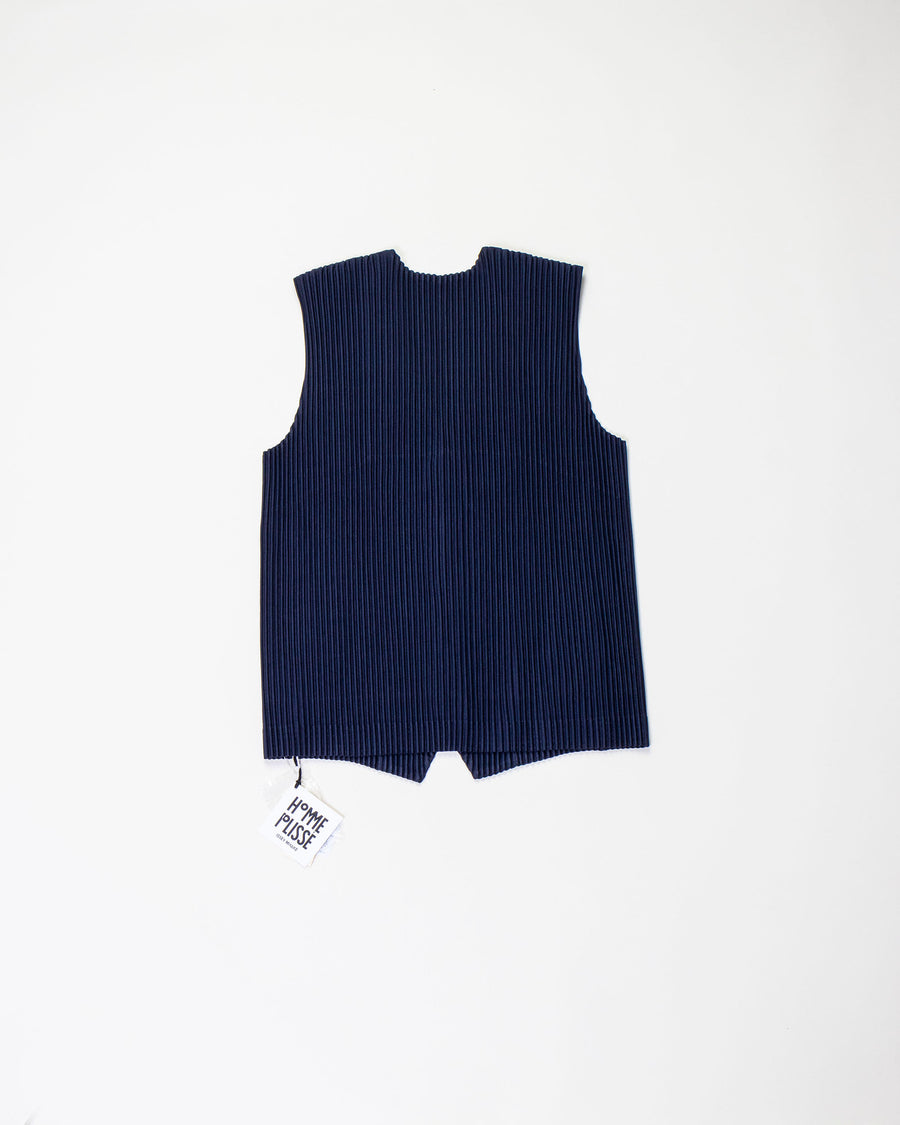 basics vest