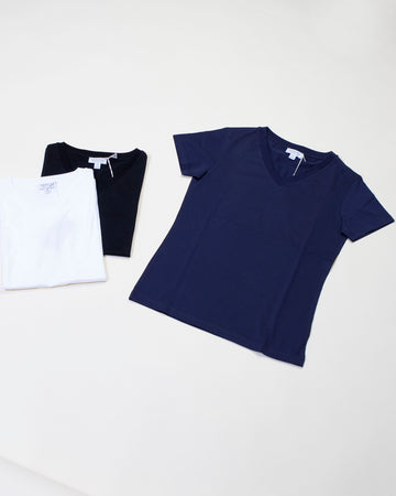 sunspel vee neck t-shirt • colors: white, black & navy • made in supima cotton jersey  • vee neckline  • short sleeves 100% cotton. made in england.